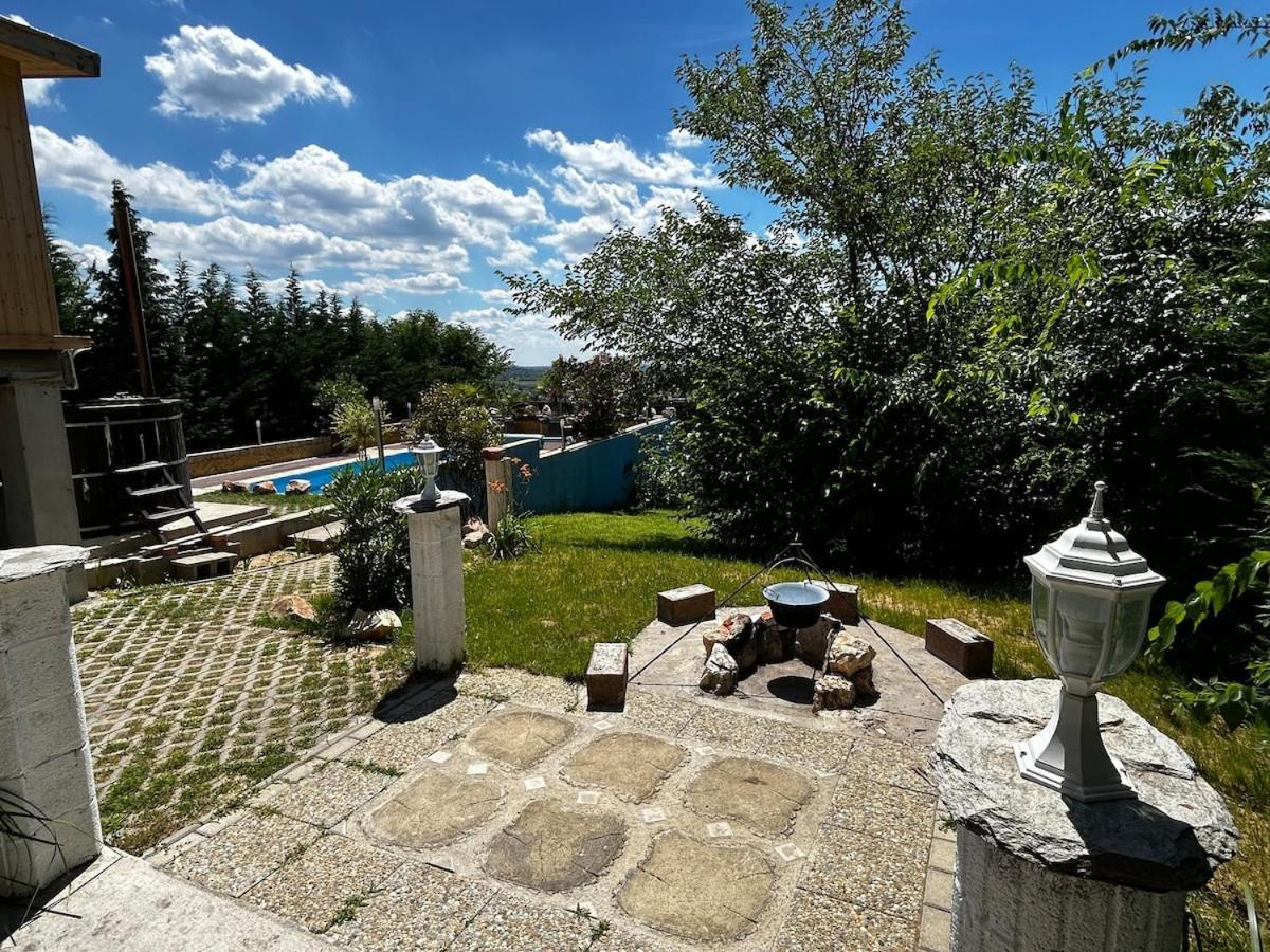 Villa Somlyo Fot 외부 사진
